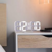 ساعت رومیزی دیجیتال